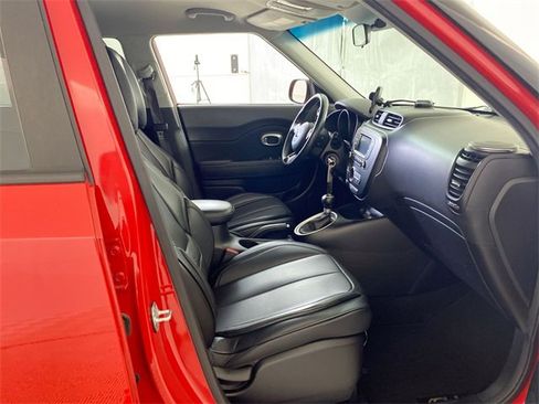 Used 2017 Kia Soul + w/ Designer's Package image 35