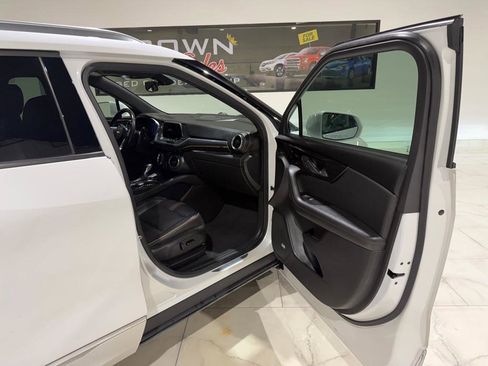 Used 2020 Chevrolet Blazer Premier FWD image 18