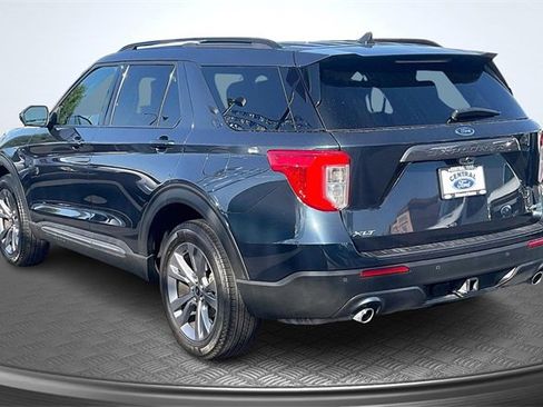 Certified 2022 Ford Explorer XLT w/ Equipment Group 202A image 2