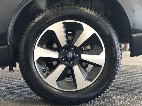 Used 2017 Subaru Forester 2.5i w/ Alloy Wheel Package AWD/4WD image 18