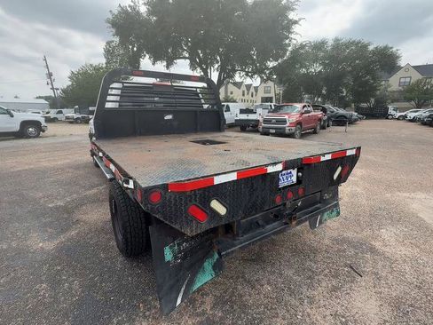 Used 2018 RAM 3500 SLT AWD/4WD image 6
