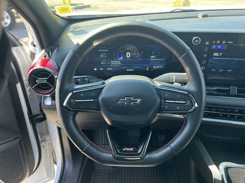 Used 2025 Chevrolet Equinox RS w/ Safety and Technology Package image 20