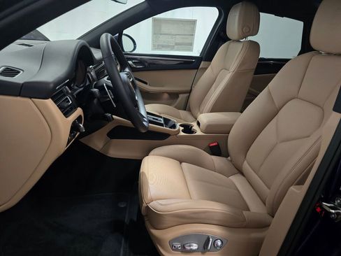 New 2026 Porsche Macan AWD/4WD image 14