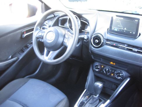 Used 2017 Toyota Yaris iA FWD image 25