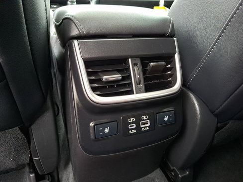 Certified 2023 Subaru Outback Touring AWD/4WD image 11