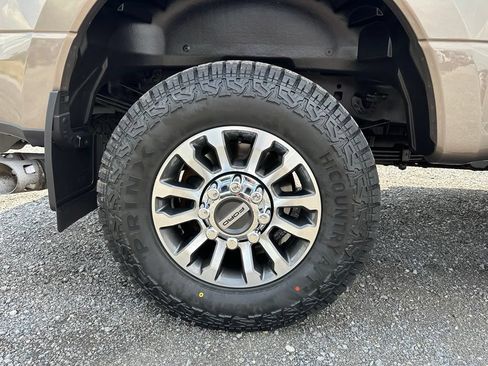 Used 2021 Ford F250 Lariat w/ Lariat Value Package AWD/4WD image 20