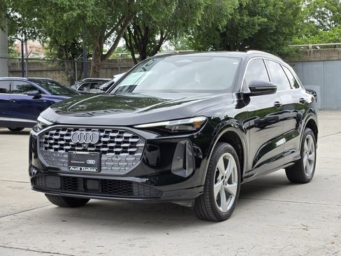 Certified 2025 Audi Q5 Premium Plus w/ Premium Plus AWD/4WD image 6
