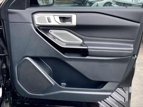 Used 2023 Ford Explorer ST w/ Equipment Group 401A image 25