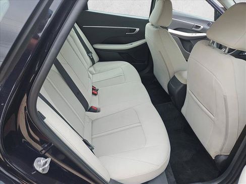 Used 2025 Hyundai Sonata SEL FWD image 18