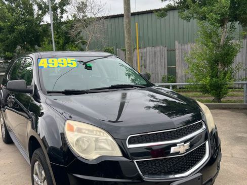 Used 2013 Chevrolet Equinox LS FWD image 2