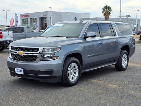 Used 2020 Chevrolet Suburban LS image 3