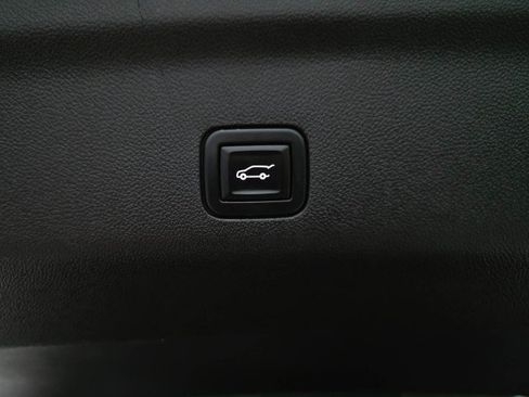 Used 2021 Chevrolet Tahoe LT w/ LT Signature Package AWD/4WD image 41