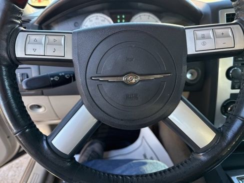 Used 2006 Chrysler 300 C image 20