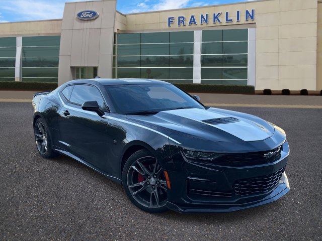 Used 2021 Chevrolet Camaro SS w/ LPO, Ground Effects Package RWD image 1
