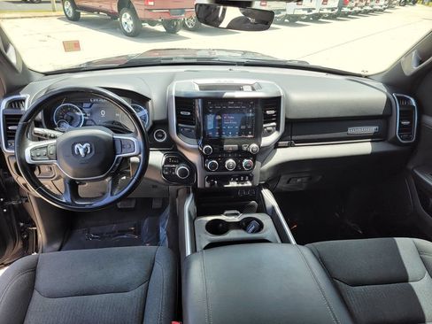 Used 2021 RAM 1500 Big Horn AWD/4WD image 16