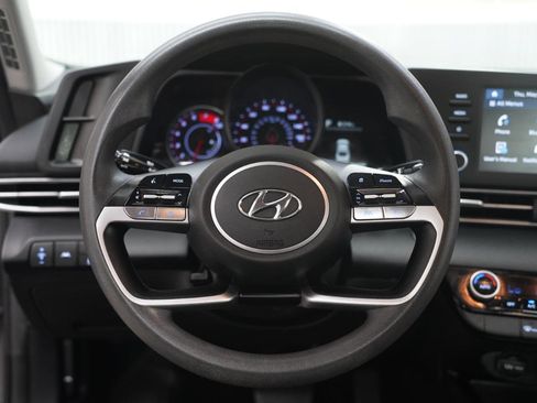 Used 2023 Hyundai Elantra SEL FWD image 12