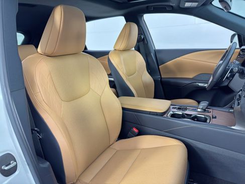 Used 2023 Lexus RX 350 Premium w/ Accessory Package image 36