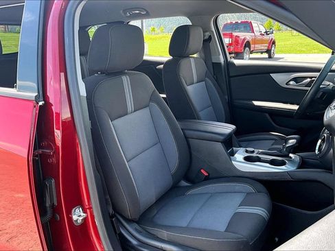 Used 2025 Chevrolet Blazer LT AWD/4WD image 7