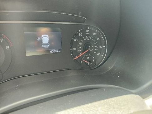 Certified 2021 Kia Soul LX FWD image 11