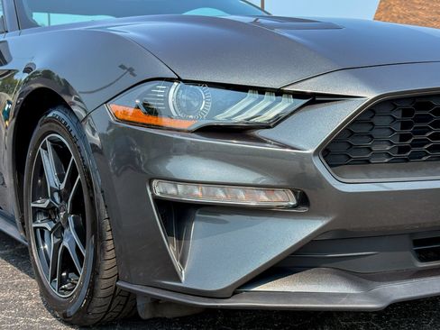 Used 2020 Ford Mustang Coupe w/ Equipment Group 101A RWD image 3