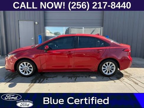 Used 2021 Toyota Corolla LE w/ LE Premium Package image 3