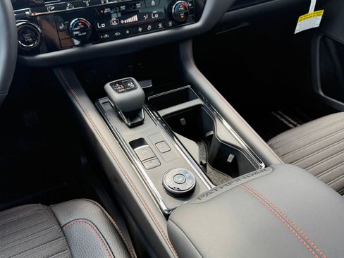 New 2026 Nissan Pathfinder Rock Creek AWD/4WD image 18