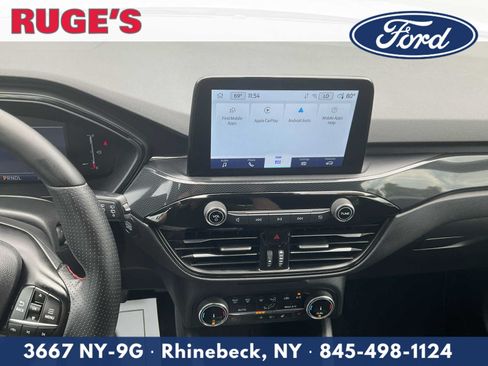 Certified 2025 Ford Escape ST-Line Select AWD/4WD image 17