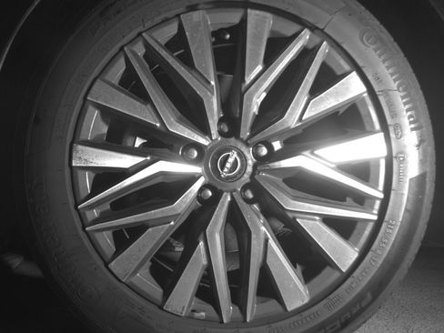 Used 2025 Nissan Altima 2.5 SV image 12