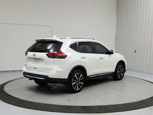 Used 2017 Nissan Rogue SL image 7