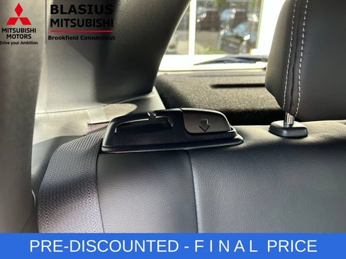 Used 2025 Mitsubishi Outlander Sport SEL AWD/4WD image 35