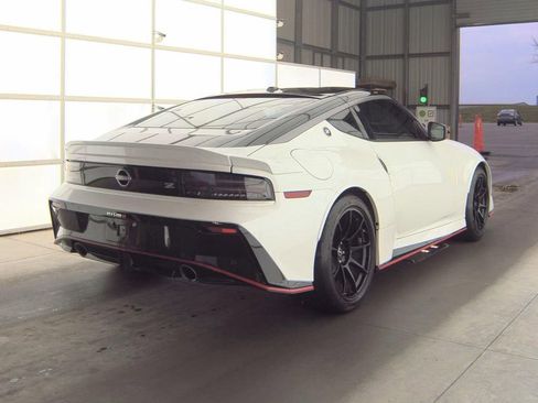 Used 2024 Nissan Z NISMO w/ Floor Mat Package image 4
