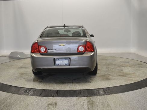 Used 2012 Chevrolet Malibu LS image 9