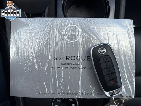 Certified 2026 Nissan Rogue SL AWD/4WD image 31