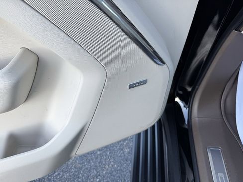 Certified 2023 GMC Yukon Denali image 25