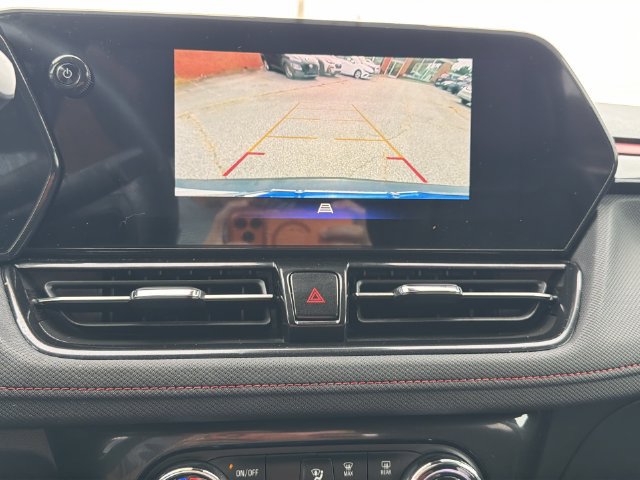 Used 2025 Chevrolet TrailBlazer RS w/ Convenience Package FWD image 19