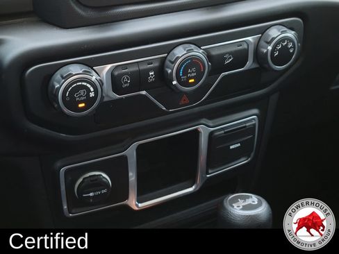 Used 2018 Jeep Wrangler Unlimited Sport AWD/4WD image 23