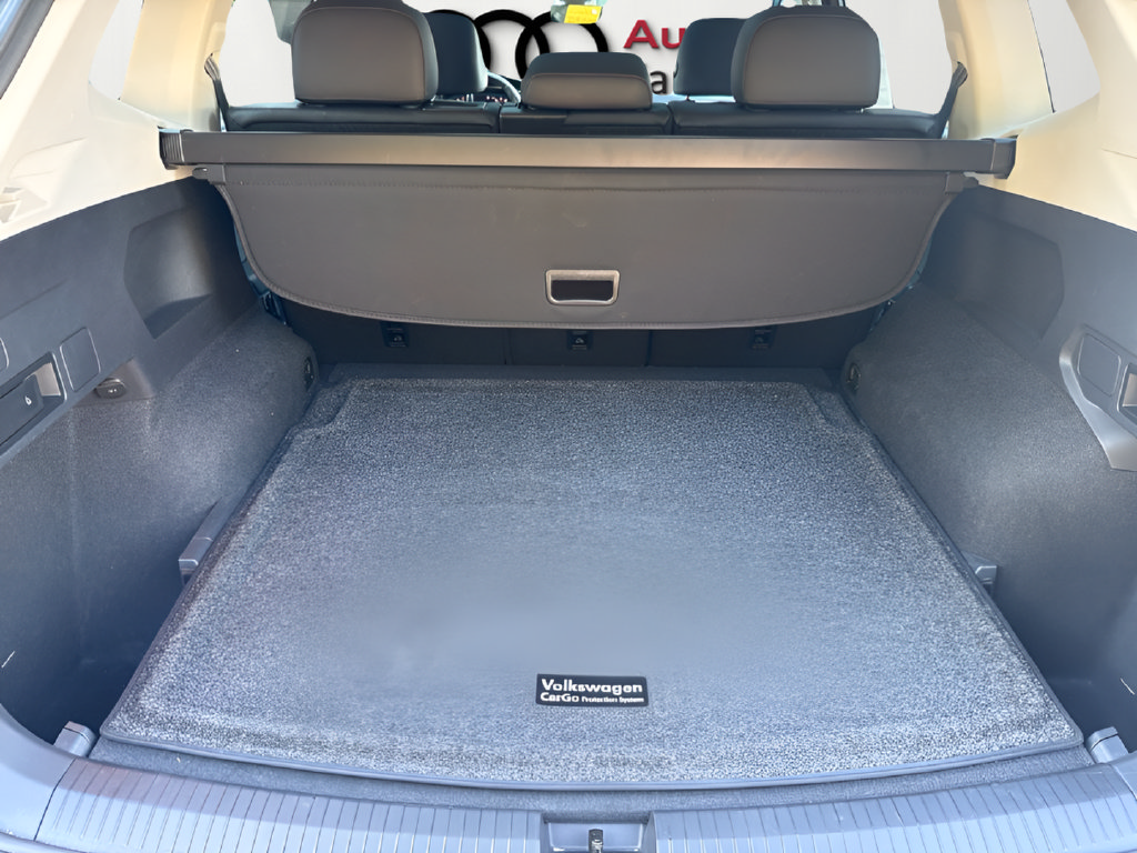 Used 2019 Volkswagen Tiguan SEL Premium AWD/4WD image 39