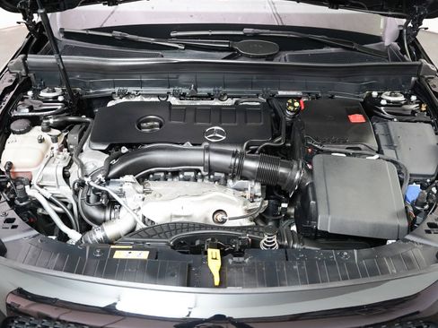 Certified 2022 Mercedes-Benz GLB 250 4MATIC w/ AMG Line image 3