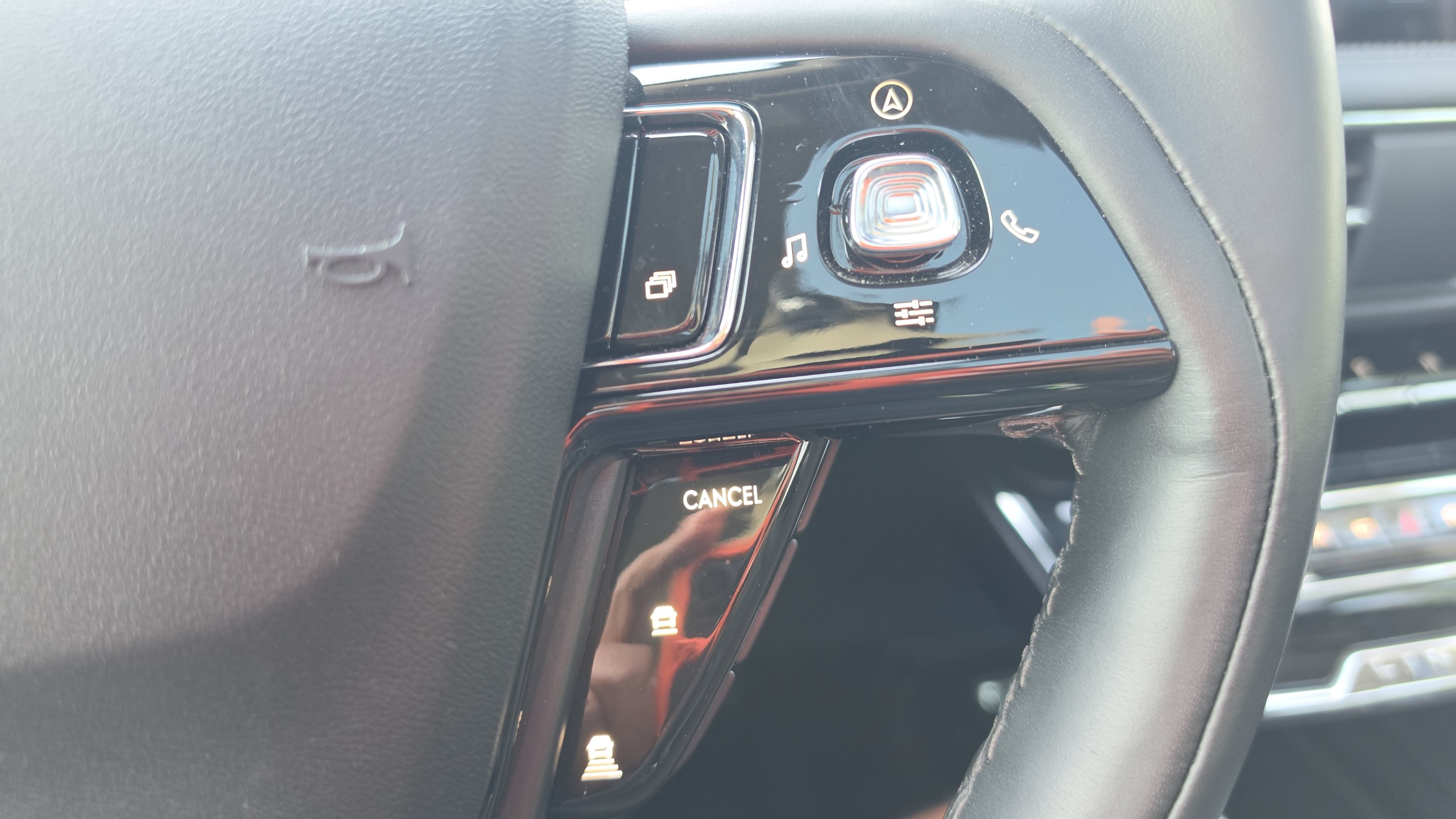 New 2025 Lincoln Corsair Reserve AWD/4WD image 13
