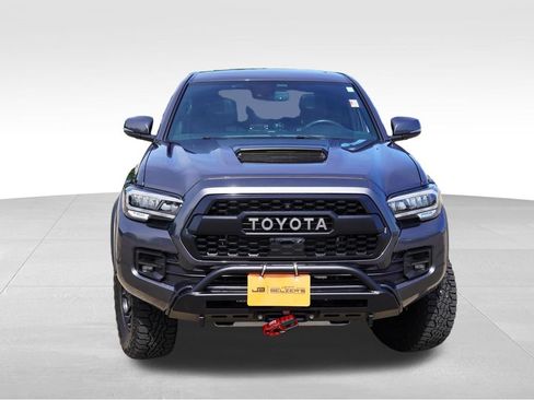 Used 2023 Toyota Tacoma TRD Pro AWD/4WD image 12