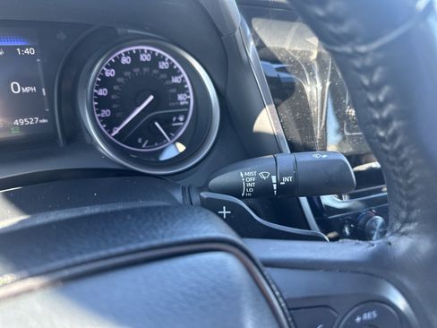 Used 2024 Toyota Camry SE image 22