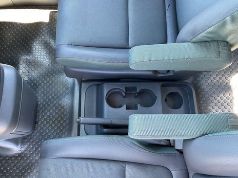 Used 2004 Honda Element EX image 21