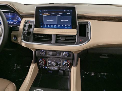 Used 2024 Chevrolet Tahoe Premier RWD image 36