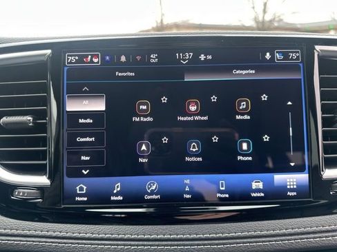 New 2026 Chrysler Pacifica Limited image 45