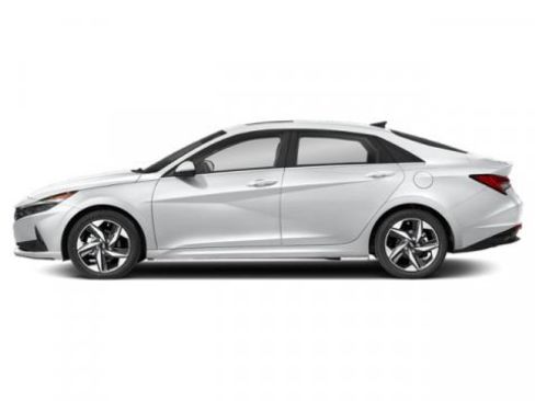 Used 2023 Hyundai Elantra Limited image 3