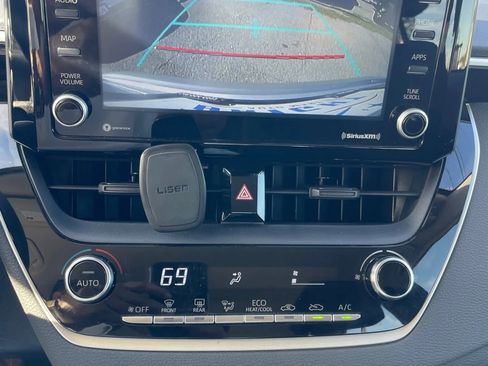 Used 2022 Toyota Corolla LE w/ Carpet Mat Package (TMS) image 24
