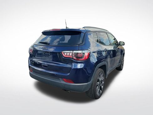 Used 2021 Jeep Compass Latitude w/ Sun and Sound Group AWD/4WD image 11