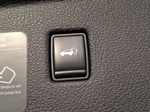 Used 2020 INFINITI QX50 Luxe w/ Navigation Package image 32