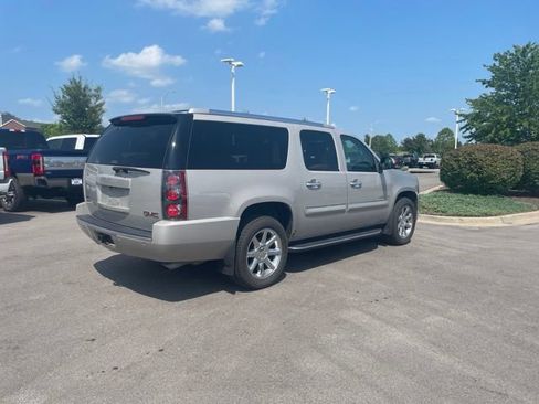 Used 2007 GMC Yukon XL Denali AWD/4WD image 3
