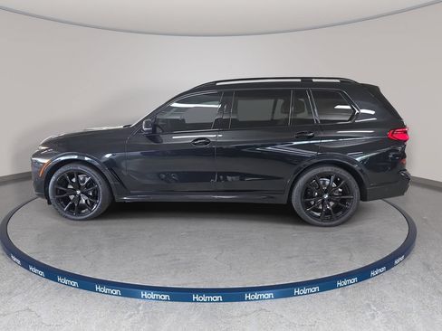 Used 2026 BMW X7 xDrive40i w/ M Sport Package AWD/4WD image 11